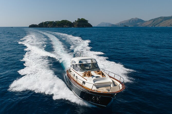 Private Amalfi Coast Tour With Apreamare 38FT DIAMOND - Boat Specifications