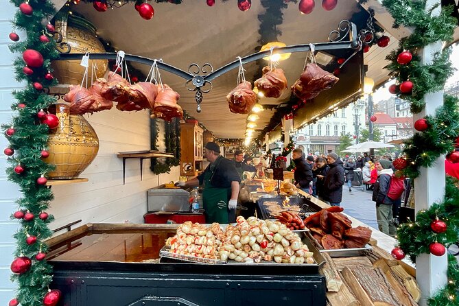 Private Budapest Christmas Market Tour With Chimney Cake & Mulled Wine - Exploring Budapests Diverse Culture