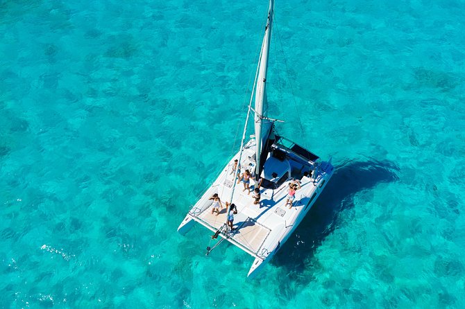 Private Catamaran From Cancun to Isla Mujeres | for up to 13 Pepl - Private Catamaran Amenities