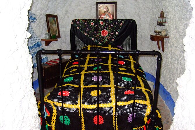 Private Day Trip to Sacromonte Caves From Granada With a Local - Booking and Flexibility
