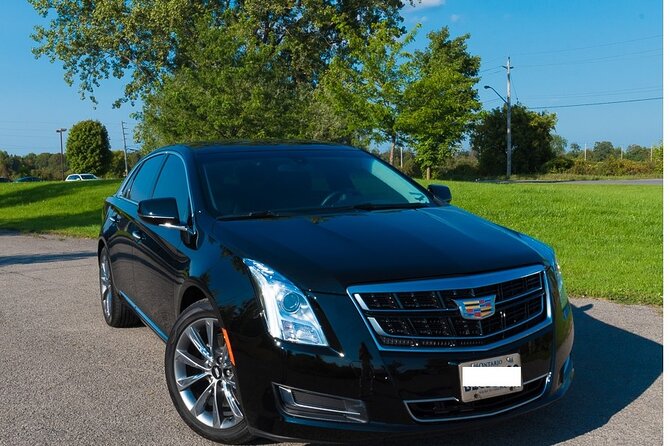 Private Departure Transfer-Toronto to Pearson Airport(YYZ) or YTZ - Booking and Cancellation