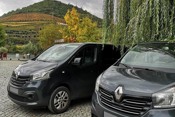 Private Douro Valley With Mercedes Convertible, Lunch / Tastings 2 Wine Estates - Boat Cruise Add-on