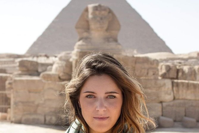 Private Guided Tour to Giza Pyramids & Sphinx - Transfers and Tickets Included - Visiting the Sphinx
