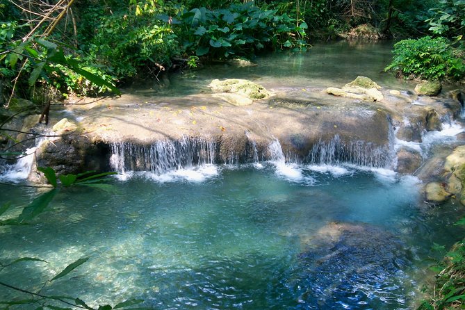Private Mayfields Falls Experience With Transportation - Group Size and Exclusions