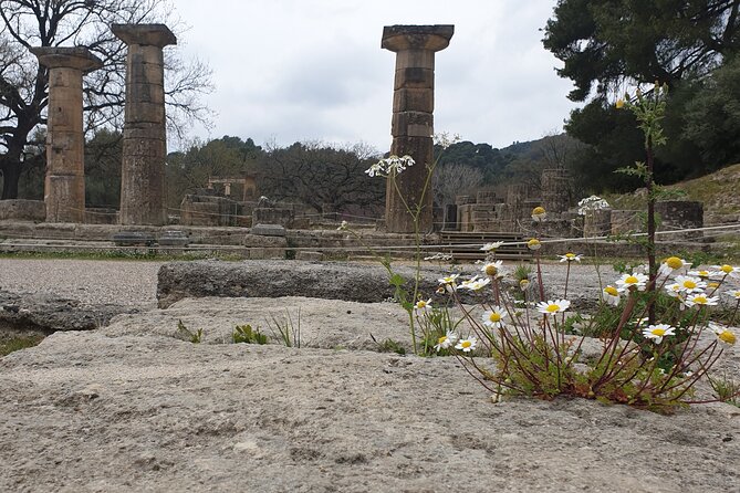 Private Olympia Skip-The-Line Tour With a Local Tour Guide - Included Admission and Gratuities