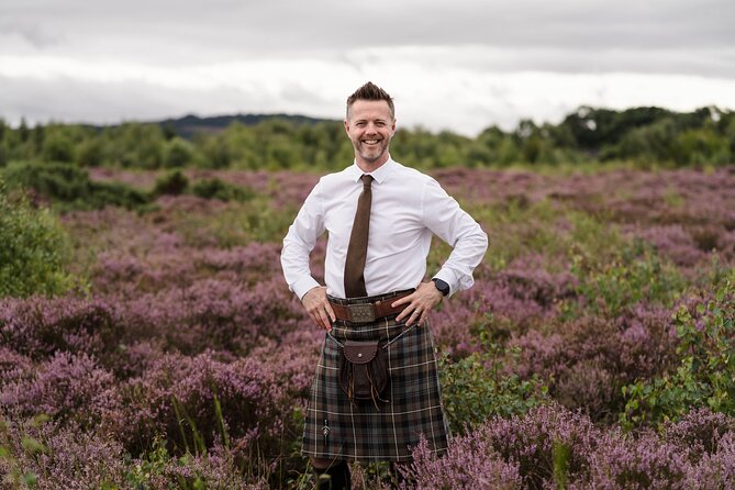 Private Outlander & Cawdor Castle Tour - Snacks, Bottled Water, and Lunch