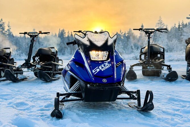 PRIVATE Party Northern Lights Tour Snow Scooters - Unforgettable Experience