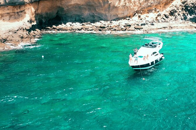 Private Sunset Trip 3 Hours (Boat "Keeper Uno") - Cuisine and Refreshments