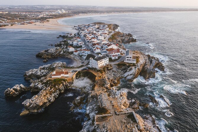 Private Tour in Convertible/Car to Nazaré - Peniche - Óbidos - Pickup and Accessibility