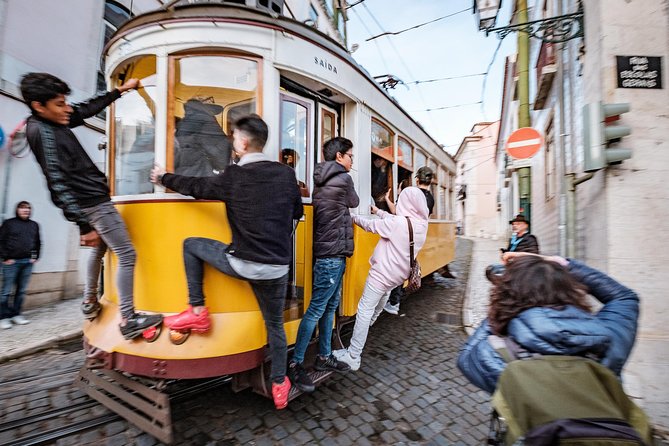 Private Tour - Lisbon Walking Tour With a Photographer - Cancellation and Refund Policy