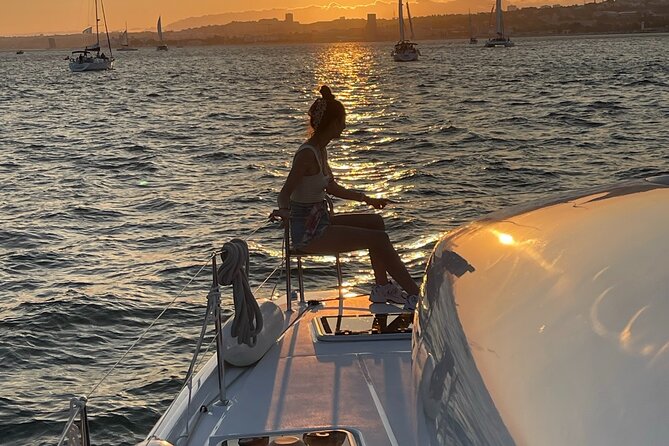 Private Tour on a LUXURY Catamaran (Sunset and Wine Tour) - Tips for an Enjoyable Experience