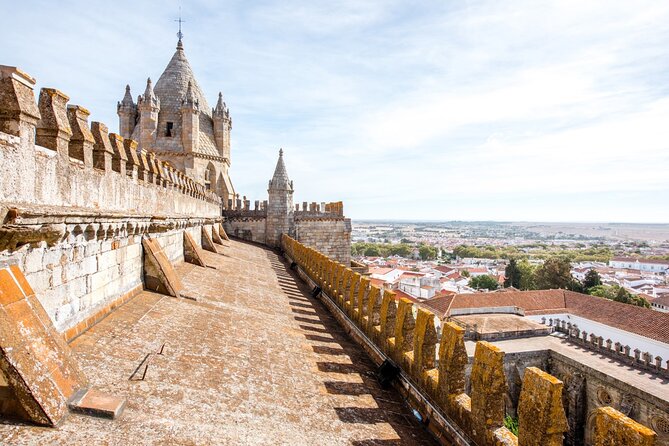 Private Tour to Arraiolos and Évora - UNESCO World Heritage City - Guides Professionalism