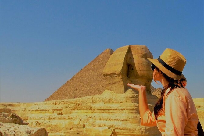 Private Tour to Giza Pyramids With 30 Minutes Camel Ride and Lunch - Included Lunch