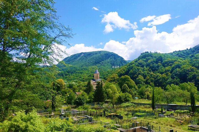 Private Tour to Racha From Tbilisi With Medieval Churches, Wine Tasting & Lunch - Reviews