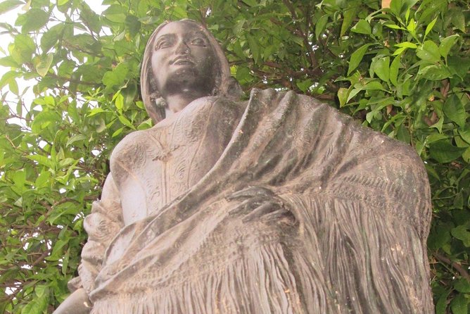 Private Tour to the Bullring La Maestranza - Bullring History and Culture