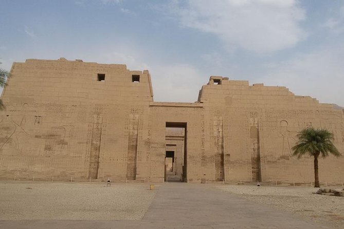 Private Tour to Valley of the Queens, Valley of the Artisans, and Habu Temple - Additional Costs