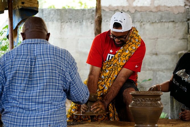 Private Traditional Pottery Class Near Arusha - Pricing and Group Size
