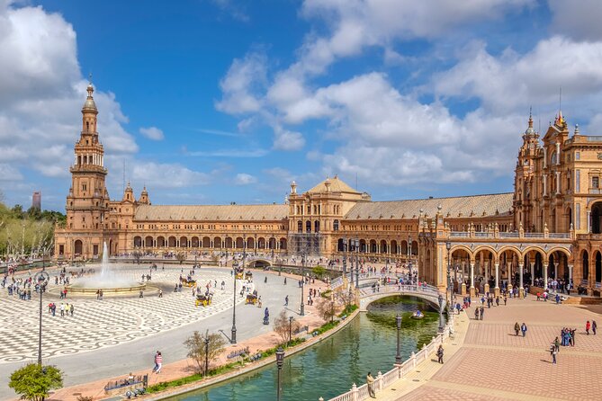 Private Transfer From/To Seville To/From Malaga & Stop in Cordoba - Ask Away
