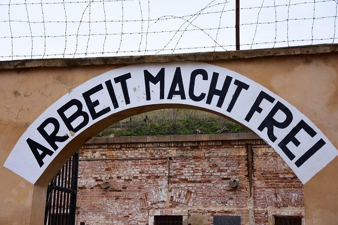Private Transfer: Vienna Salzburg With a Stop in Mauthausen Concentration Camp - Convenient Drop-off Location in Salzburg