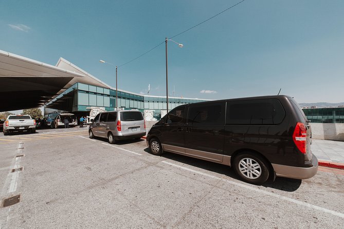 Private Transportation Service Within Guatemala City on a Minibus With A/C - Passenger Capacity
