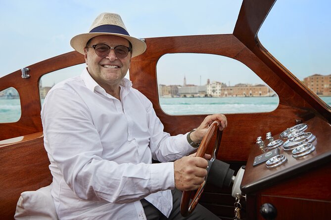 Private Venice Lagoon Classic Boat Tour (4 Hours) - Accessibility and Policies