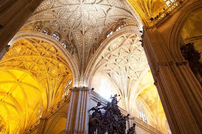 Private Visit to the Alcázar and Cathedral of Seville - Preparing for the Tour