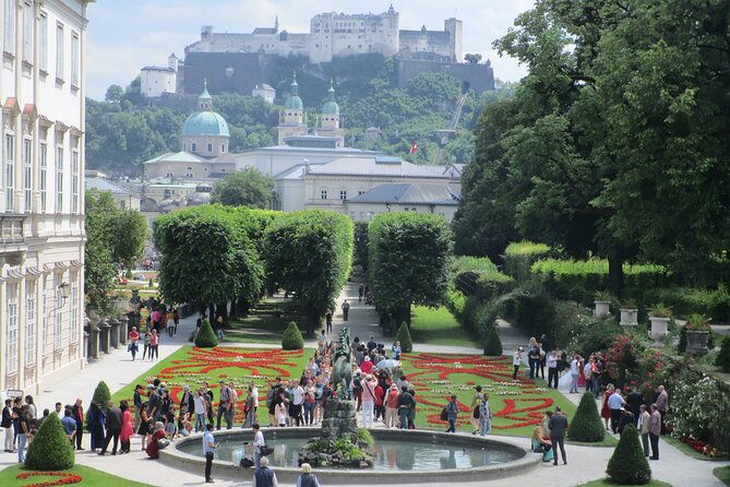 Private Walking Tour Through the Old Town of Salzburg - Tour Guide Expertise