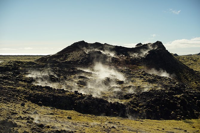 Rekyjanes Eco Tour Including Blue Lagoon and Leidarendi Cave  - Reykjavik - Leidarendi Cave Exploration