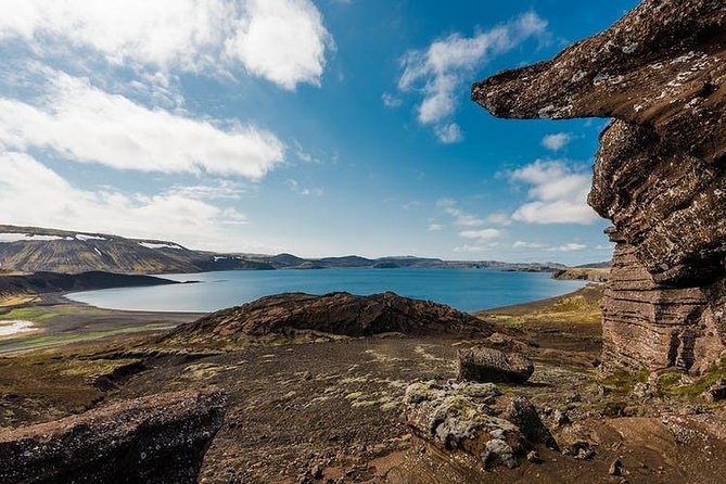 Reykjanes Peninsula + Lava Fields - Scenic Stops Along the Way