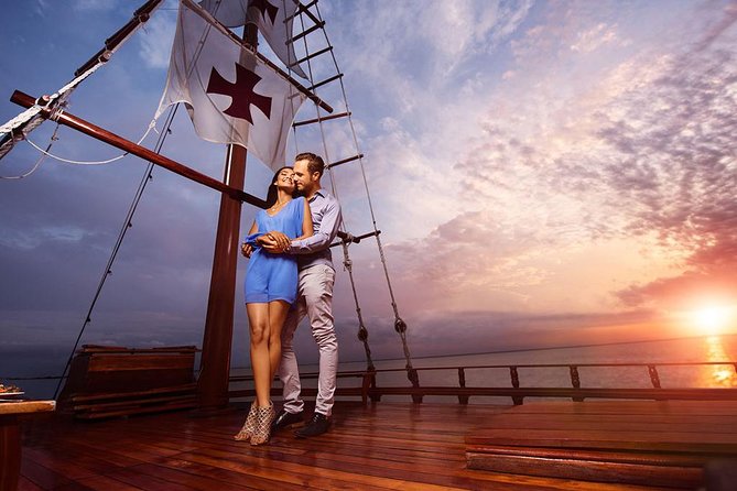 Romantic Experience Sailing Over the Lagoon in Cancun - 2 X 1 - Transportation Details