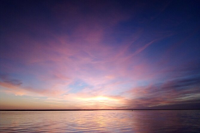 Romantic Moment: Sunset Boat Trip (With Drink and Tapas) - Scenic Views and Refreshments