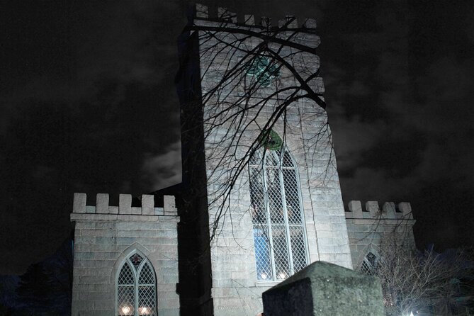 Salem Booze and Brews Haunted Pub Crawl by US Ghost Adventures - Guidance and Customer Support