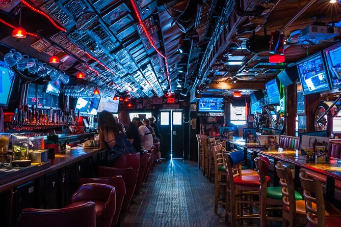 Santa Monica Bar & Club Crawl - Meeting Point and Transportation