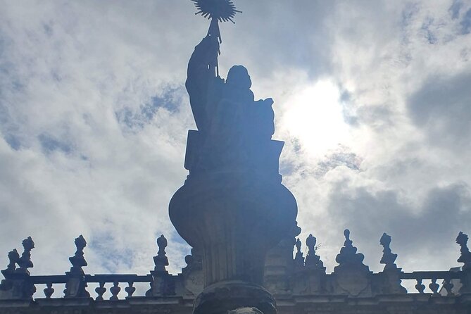 Santiago De Compostela Private Day Trip From Porto - Experiencing the Pilgrimage Path