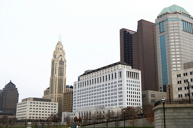 Self-Guided Scavenger Hunt: Discovering Columbus - Photo Challenges and Riddles