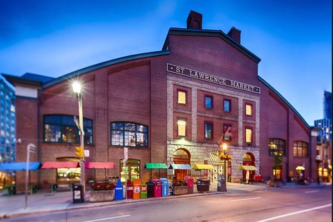 Self-Guided Scavenger Hunt: The Wonders of Old Toronto - Solving Clues and Challenges