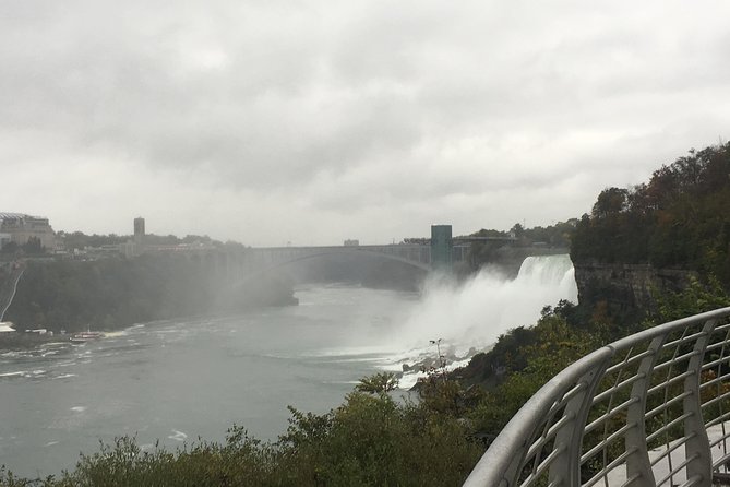 Shared Airport Transfer: Buffalo Niagara International Airport to Niagara Falls NY - Pricing and Availability