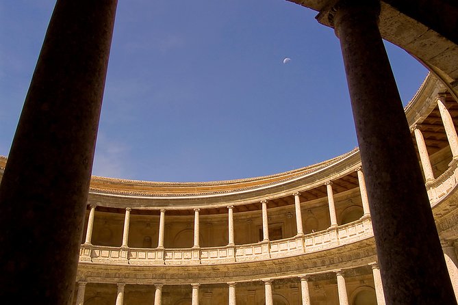 Shore Excursion From Almeria: Alhambra and Generalife Gardens - Accessibility and Group Size