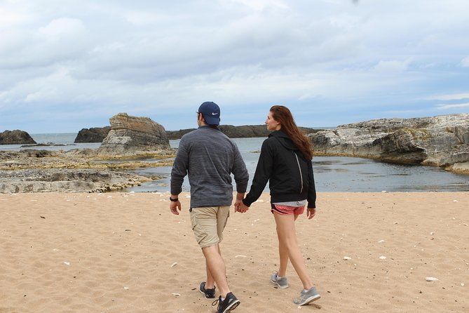 Small Group Giants Causeway Day Tour From Belfast - Hotel Pickup and Dropoff