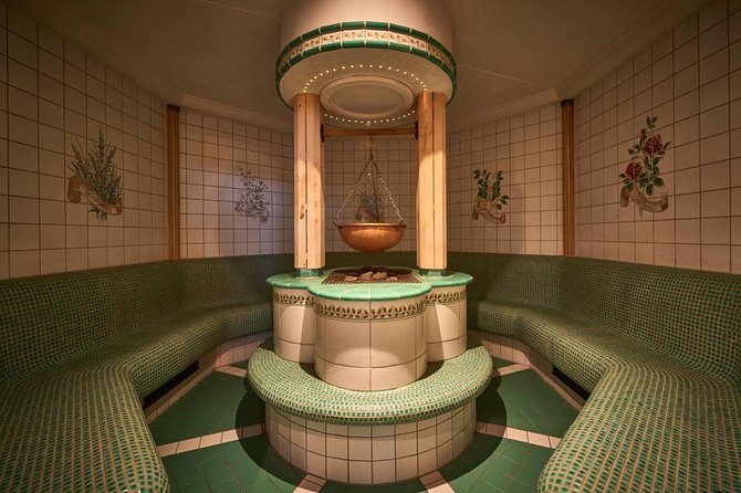 Small-Group Saxon Switzerland NP Easy Tour & Unlimited Thermal Baths - Customer Support and Assistance