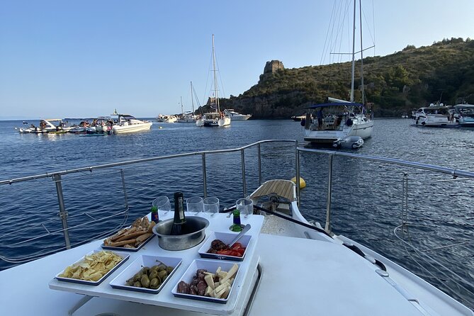 Small Group Tour of the Amalfi Coast - Exploring the Amalfi Coast