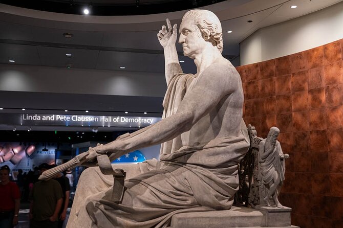 Smithsonian Museums Walking Tour With Reserved Air & Space Entry - Tour Considerations