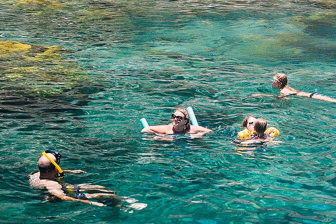 Snorkel Lunch & Lounge: Bluewater or Snorkel and Lunch: Leeward - Pricing and Booking Information
