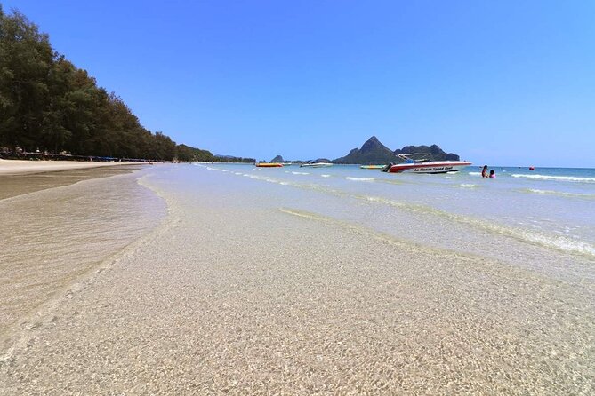 Stunning Ao Manao Bay & Prachuabkirikhan Private Guided Tour of Hua Hin - Customer Reviews