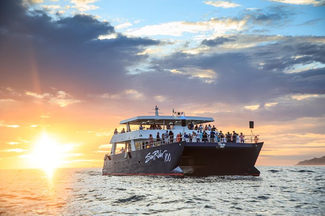 Sunset Dinner Cruise in Cabo San Lucas - Accessibility and Dress Code