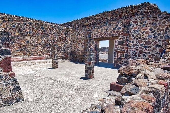 Teotihuacan, Basilica of Guadalupe and Tequila Tasting - Exploring Teotihuacan