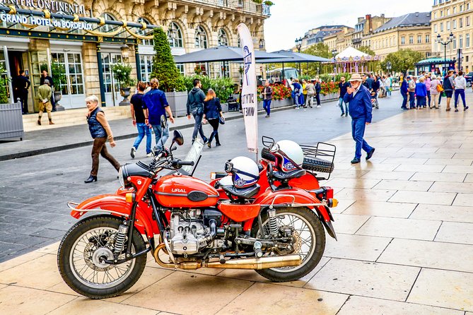 The Alternative Side of Bordeaux With a Local - Unique Perspectives From a Local Guide