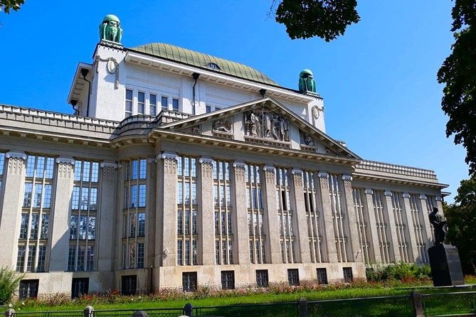 The Best of Zagreb Private Walking Tour - Pickup and Accessibility Options