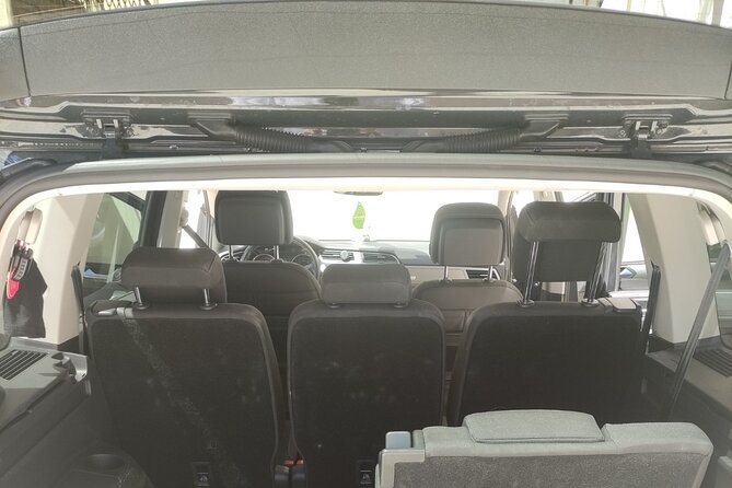 Transfer Plovdiv to Sofia Airport/City With a Car 3+1 - Vehicle Specifications