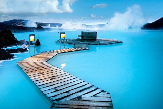 Unique Bathing in an Icelandic Hot Springs at the Blue Lagoon - Explore the Geothermal Waters